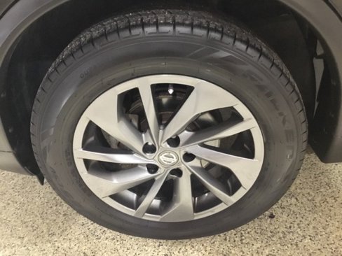Used 2016 Nissan Rogue SL image 10