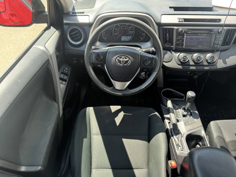 Used 2016 Toyota RAV4 LE image 16