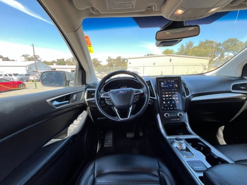 Used 2022 Ford Edge SEL image 34