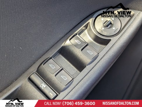 Used 2018 Ford Focus SE image 16