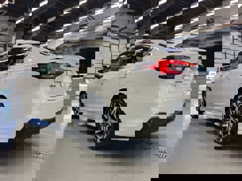 Used 2022 Subaru Legacy Limited image 5
