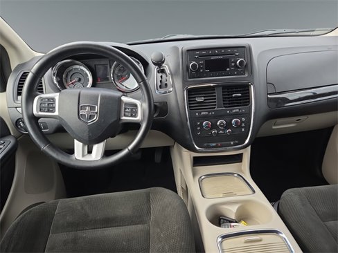 Used 2015 Dodge Grand Caravan SXT w/ UConnect Hands-Free Group image 14