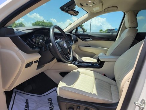Certified 2021 Buick Envision Avenir w/ Technology Package II image 24
