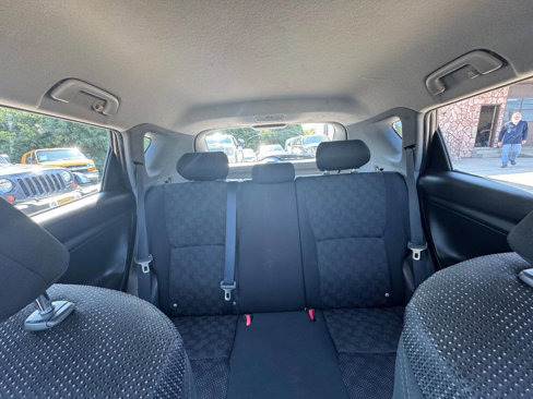 Used 2009 Pontiac Vibe w/ Preferred Package image 21