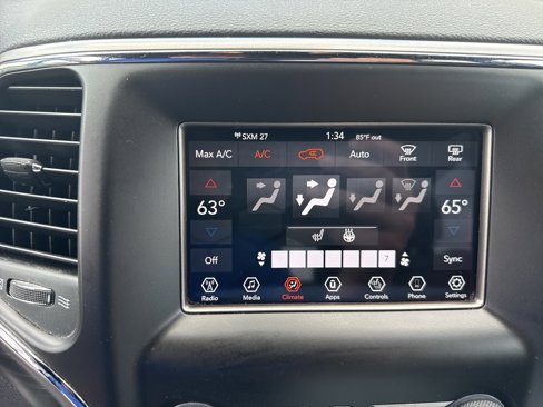 Used 2020 Jeep Grand Cherokee Laredo image 16