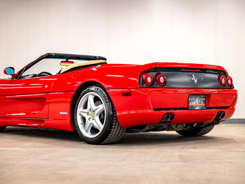 Used 1999 Ferrari F355 Spider image 31
