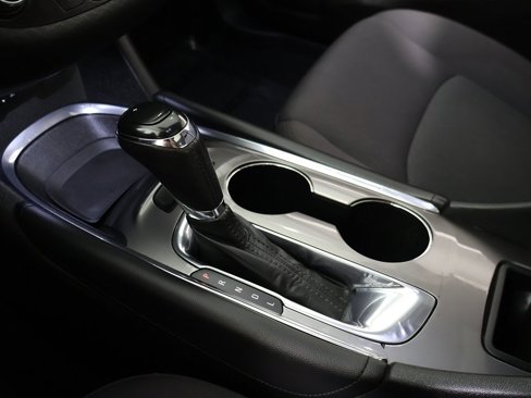 Used 2017 Chevrolet Malibu LT image 46