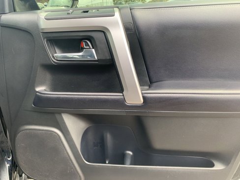 Used 2018 Toyota 4Runner SR5 Premium image 21