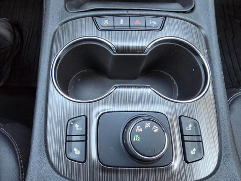 Used 2020 GMC Acadia SLT w/ LPO, Floor Liner Package image 19