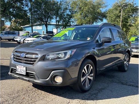 Used 2018 Subaru Outback 2.5i Limited image 3