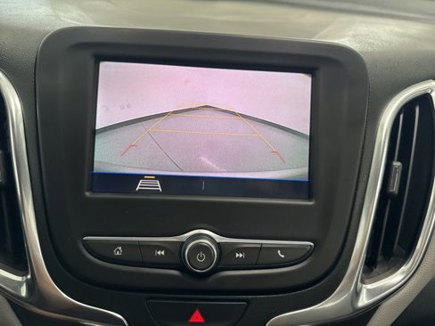 Used 2021 Chevrolet Equinox LS image 43