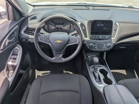 Used 2023 Chevrolet Malibu LT image 4
