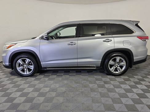 Used 2014 Toyota Highlander Limited image 2