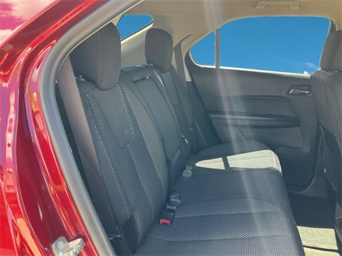 Used 2017 Chevrolet Equinox LT w/ Convenience Package image 28