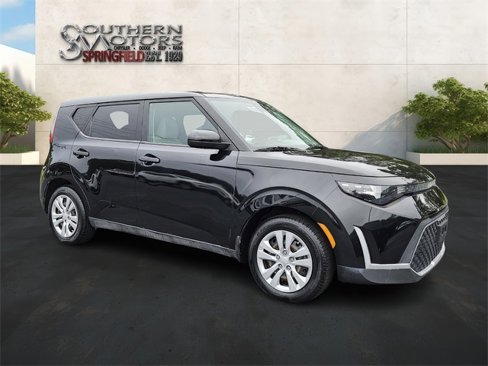 Used 2023 Kia Soul LX image 7