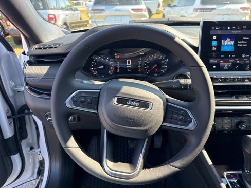 New 2025 Jeep Compass Latitude w/ Convenience Group image 15