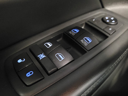 Used 2020 Jeep Grand Cherokee Laredo image 27