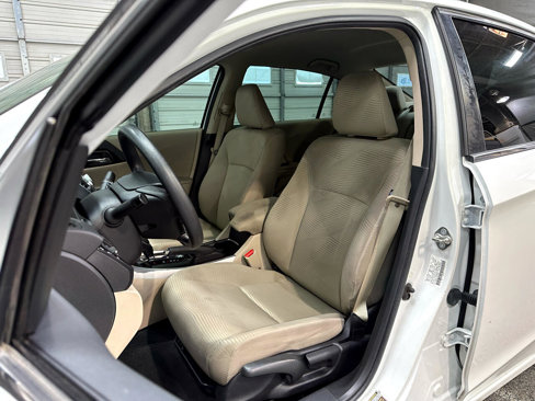 Used 2017 Honda Accord LX image 9