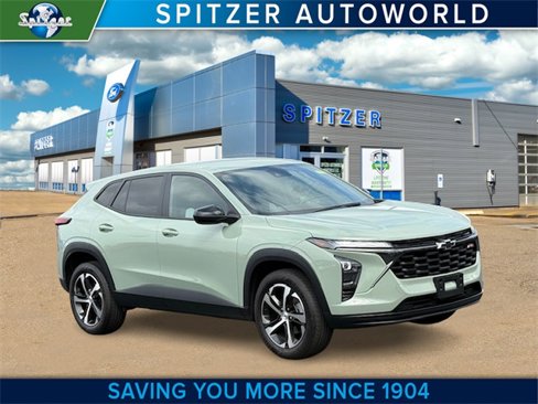Used 2024 Chevrolet Trax RS w/ Driver Confidence Package image 1