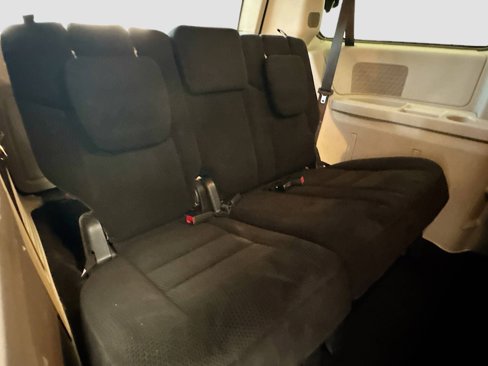 Used 2016 Dodge Grand Caravan American Value Package w/ UConnect Hands-Free Group image 13