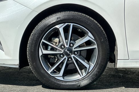 Used 2023 Kia Forte LXS image 24