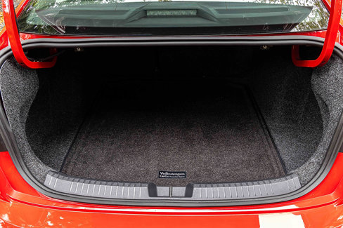 Used 2019 Volkswagen Jetta SE image 24