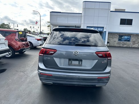 Used 2018 Volkswagen Tiguan SEL w/ 3rd Row Seat Package image 7