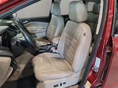 Used 2016 Ford Escape Titanium w/ Equipment Group 301A image 10