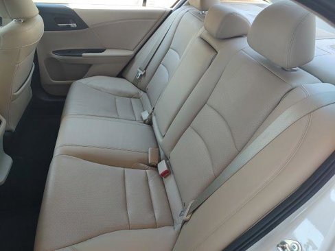 Used 2015 Honda Accord EX-L image 24