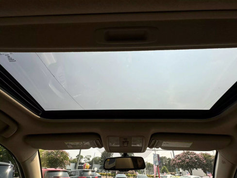Used 2012 Toyota RAV4 Limited image 32