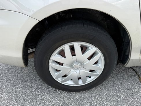 Used 2006 Toyota Sienna CE image 16