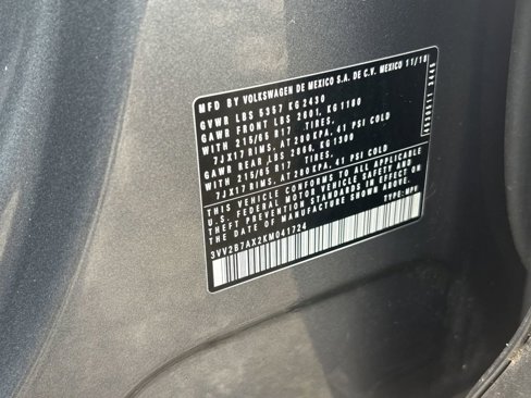 Used 2019 Volkswagen Tiguan SE image 37