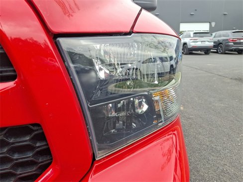 Used 2019 RAM 1500 Express w/ Express Value Package image 10