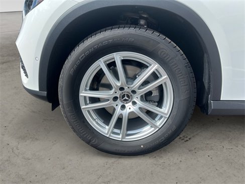 New 2025 Mercedes-Benz GLC 300 4MATIC image 14