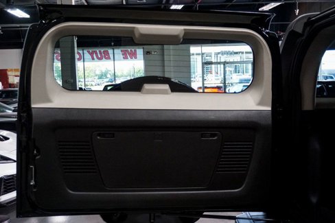 Used 2009 HUMMER H3 Alpha image 34