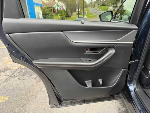 Used 2024 MAZDA CX-90 3.3 Turbo w/ Preferred Plus image 20