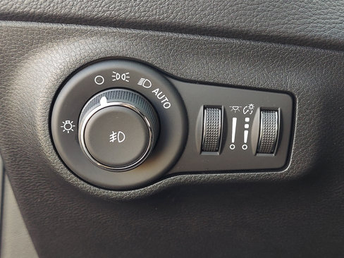 Certified 2019 Jeep Compass Altitude image 22