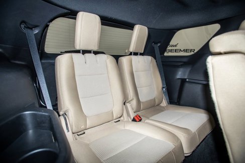 Used 2016 Ford Explorer XLT image 17