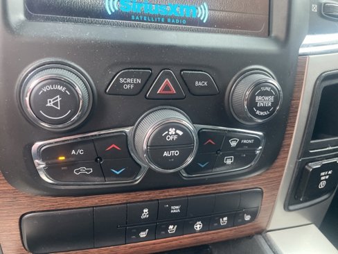 Used 2019 RAM 1500 Laramie w/ Convenience Group image 13
