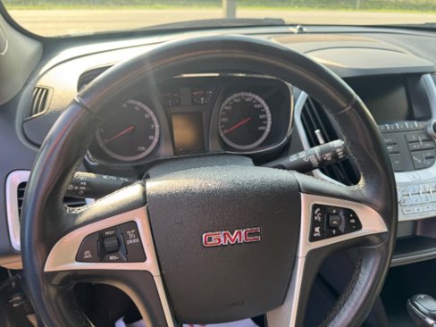 Used 2016 GMC Terrain SLE w/ Convenience Package image 5