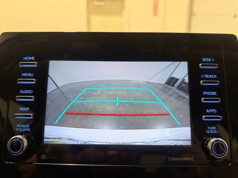 Used 2021 Toyota Camry LE image 22