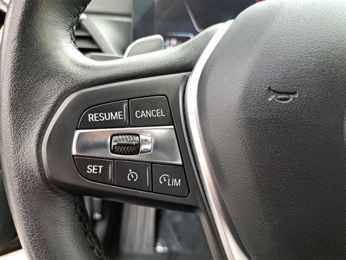 Used 2023 BMW 330e xDrive image 17
