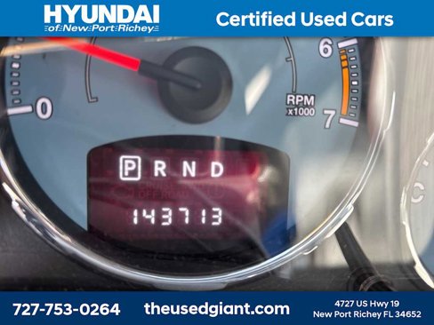 Used 2012 Jeep Liberty Arctic image 12