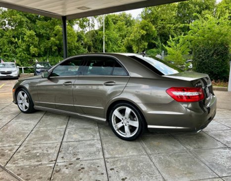 Used 2013 Mercedes-Benz E 350 Sedan image 2