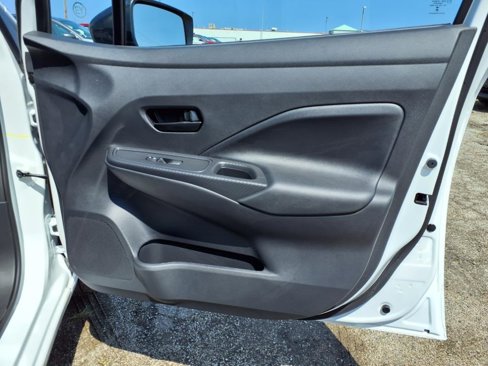 New 2025 Nissan Versa S w/ Trunk Package image 18