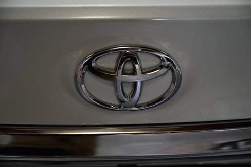 Used 2013 Toyota Avalon XLE Touring image 10