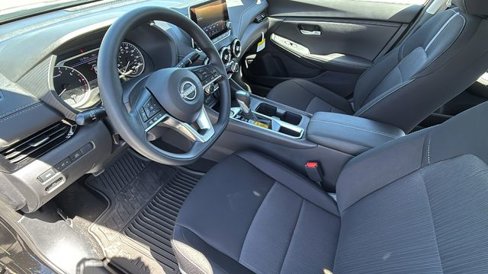 New 2025 Nissan Sentra SV w/ Trunk Package image 10
