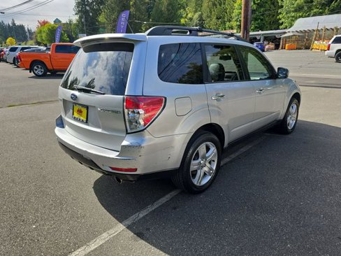 Used 2009 Subaru Forester 2.5X Limited image 6