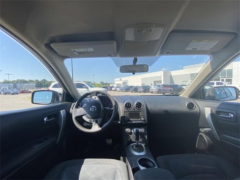 Used 2015 Nissan Rogue S image 5