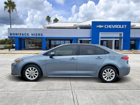 Used 2020 Toyota Corolla LE image 4